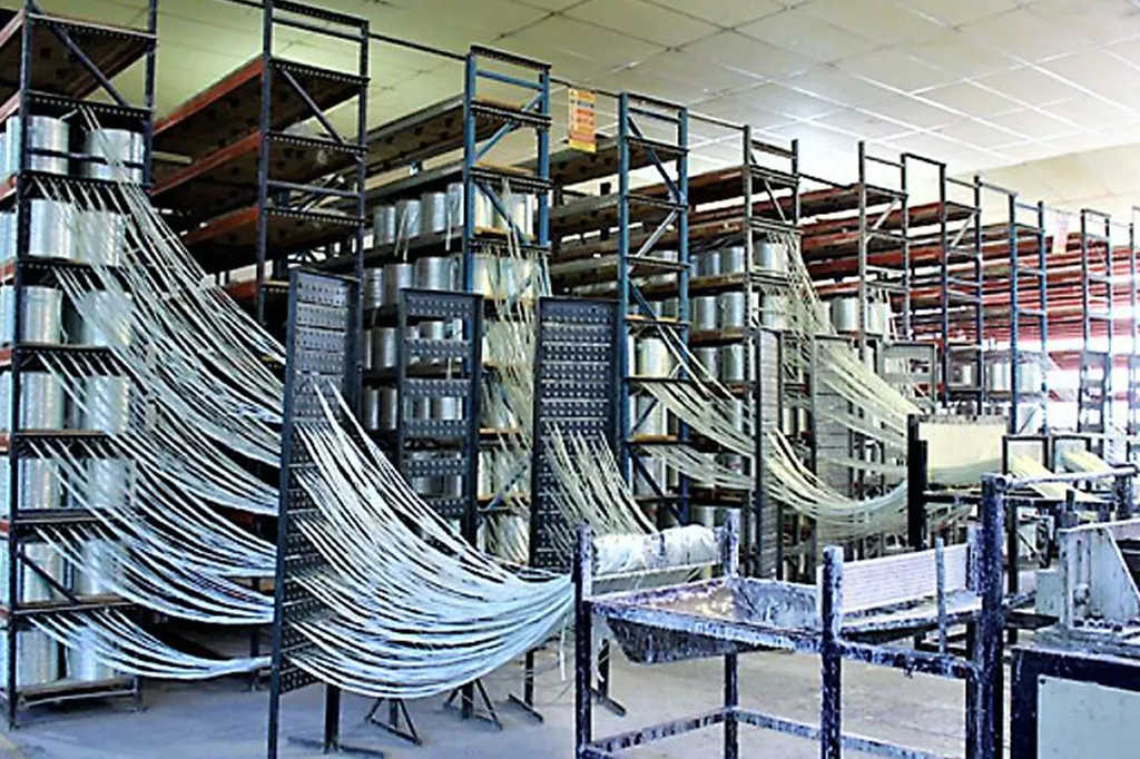 Glass fiber strands